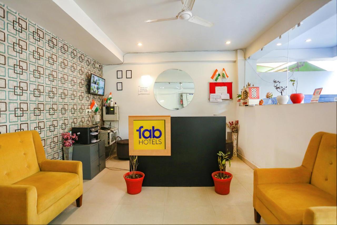 Fabhotel Novel Suites - Nr Yashobhoomi Convention Centre New Delhi Exterior photo